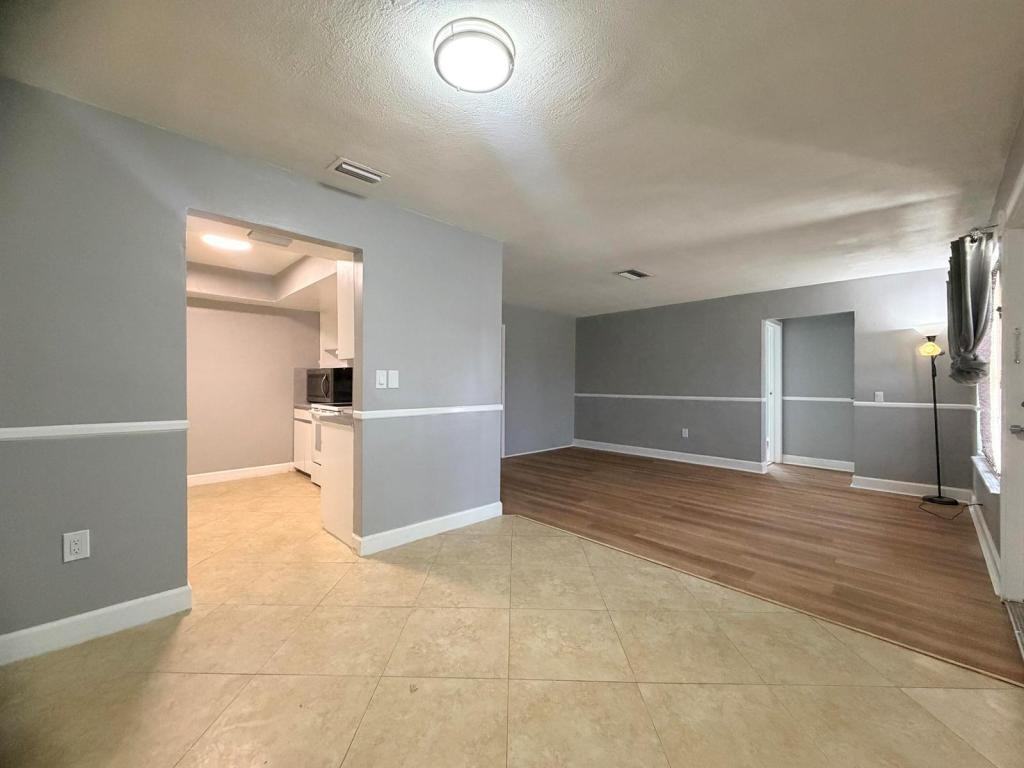 8381 Nw 28th Pl - Photo 2 of 10