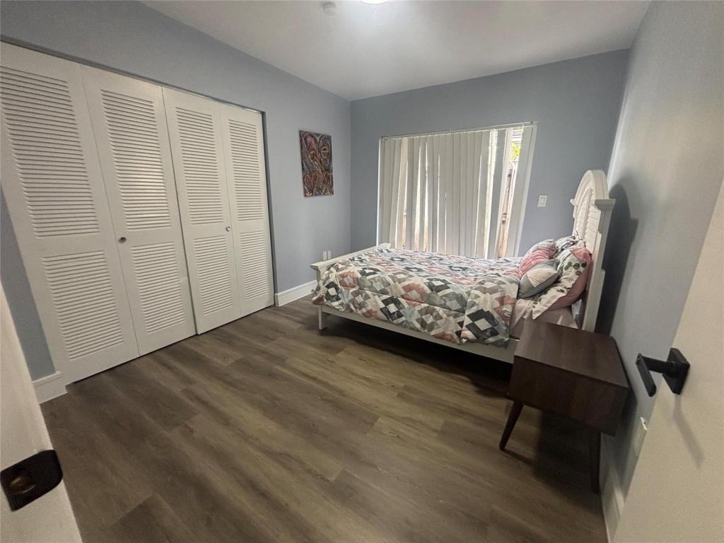 814 Sw 12th Pl - Photo 6 of 10