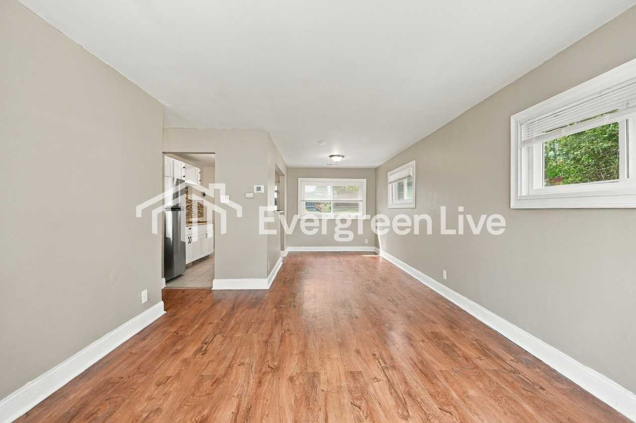 3353 Lapland Dr - Photo 7 of 15