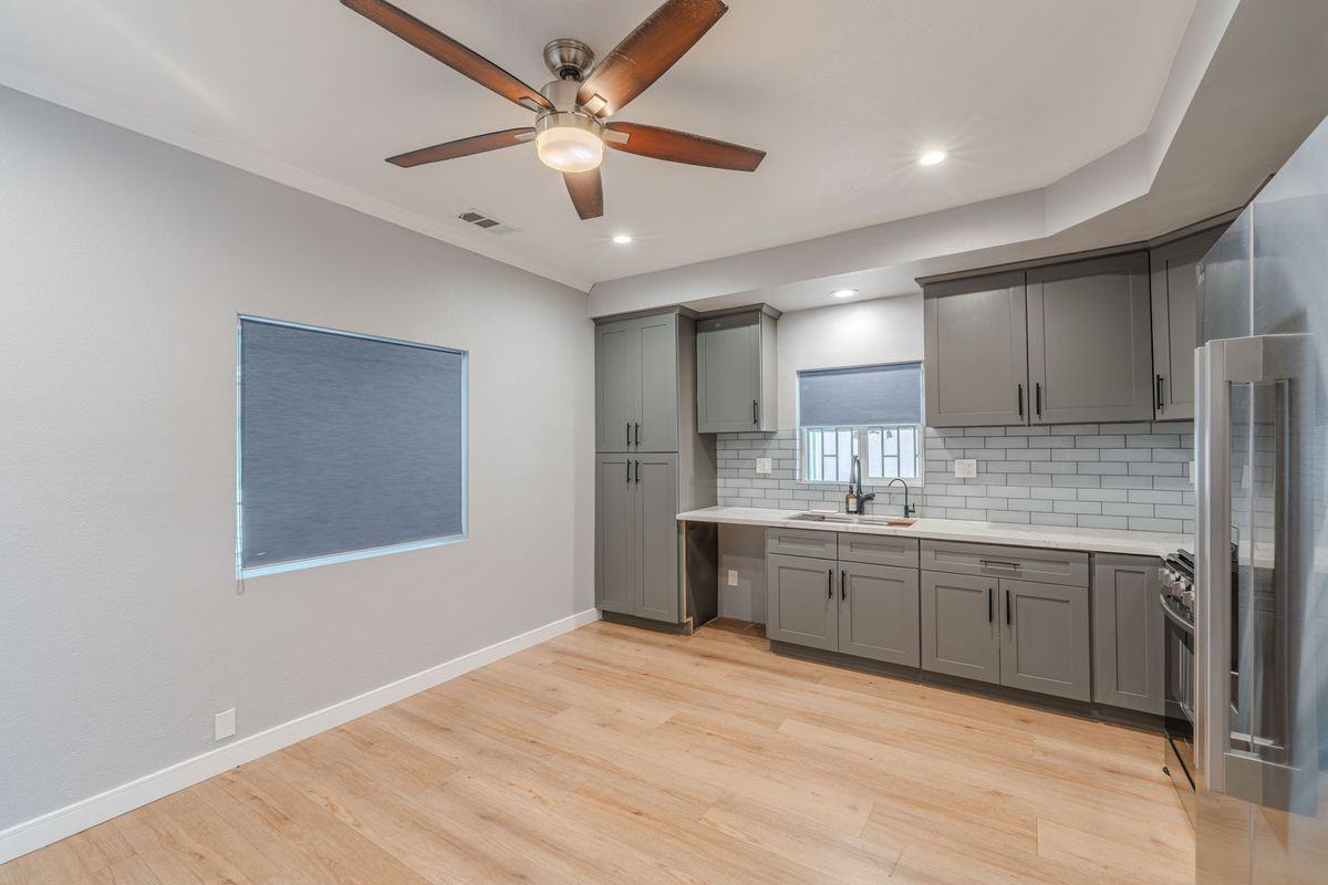 146 W 57th St - Photo 6 of 21
