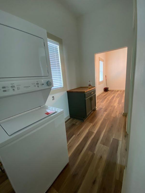 344 Angela Ave - Photo 2 of 11