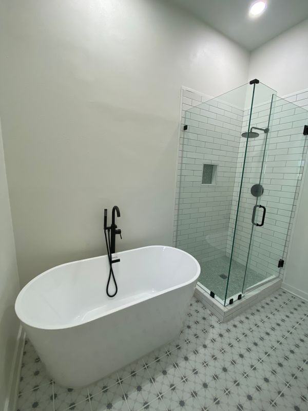 344 Angela Ave - Photo 7 of 11