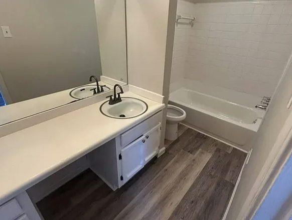 293 Shelton Woods Ct - Photo 5 of 7