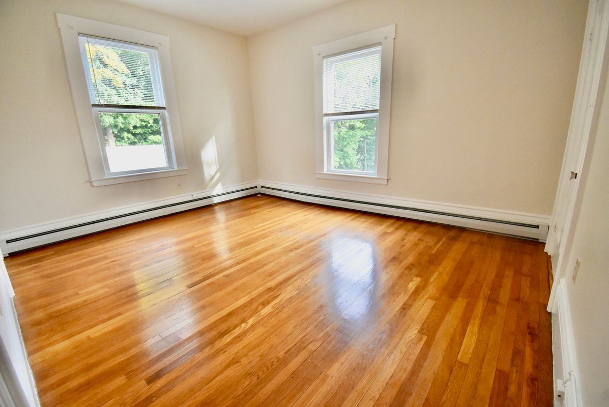 42 Preston St - Photo 3 of 9