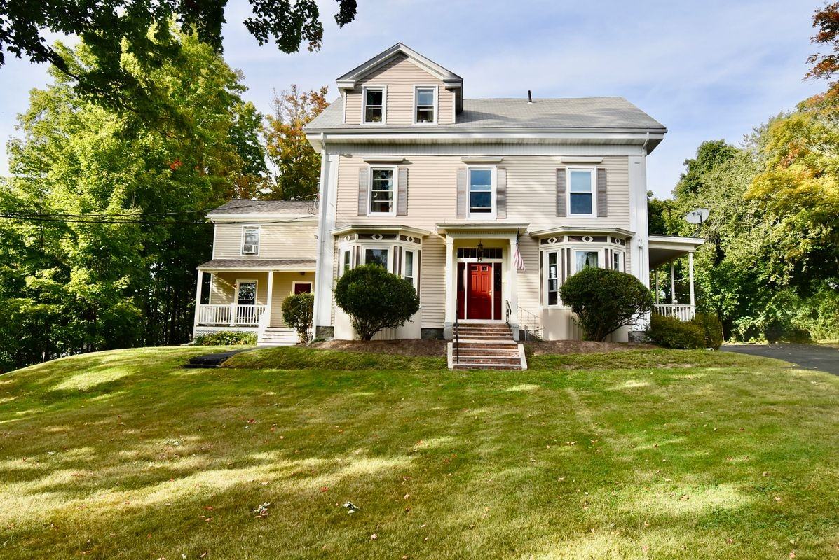 42 Preston St - Photo 4 of 9