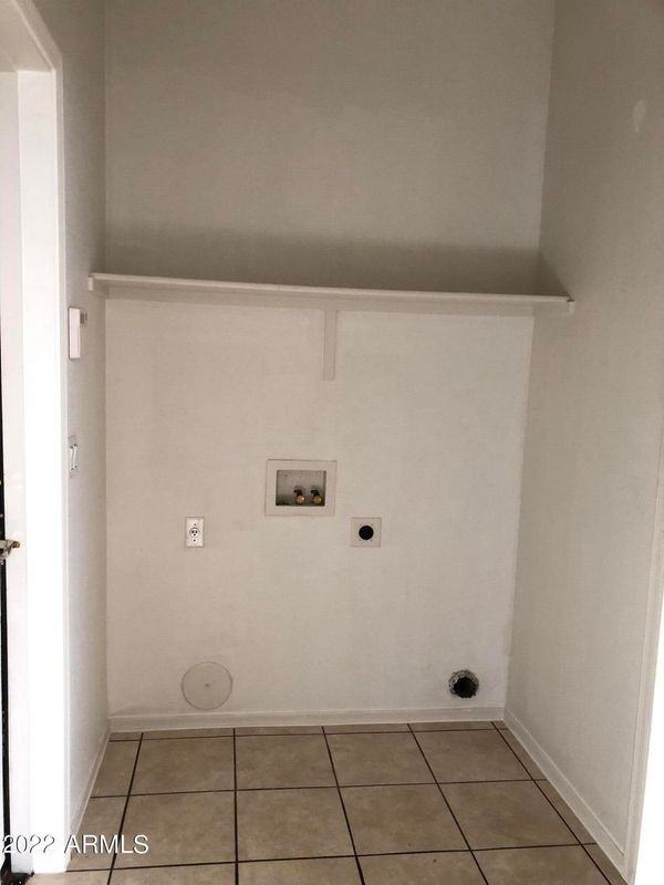 15109 N 29th St - Photo 4 of 11