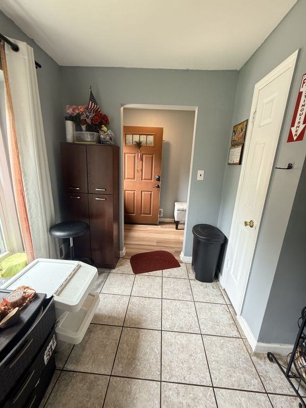 7 Hoffman Ct - Photo 5 of 45