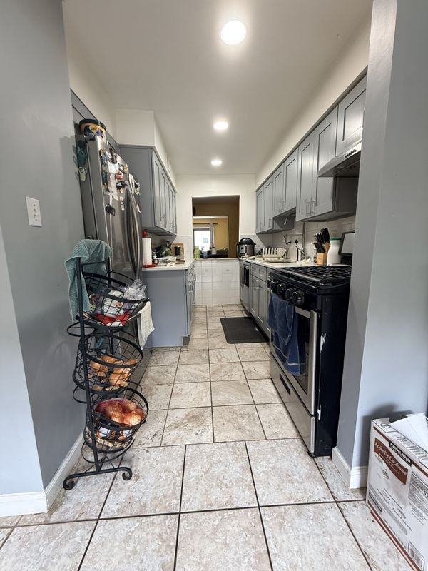 7 Hoffman Ct - Photo 6 of 45