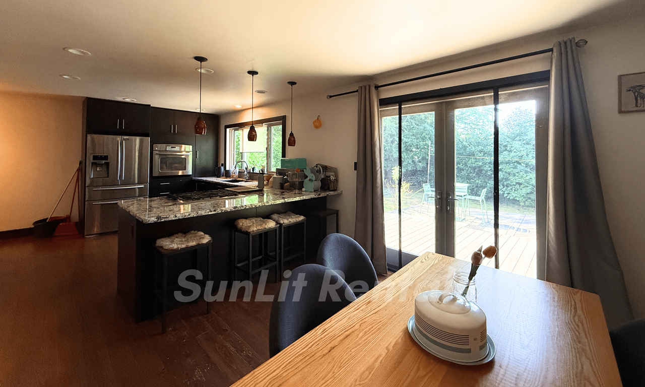 305 52A Street - Photo 6 of 20