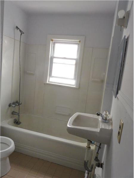 649 Bound Brook Rd - Photo 3 of 3