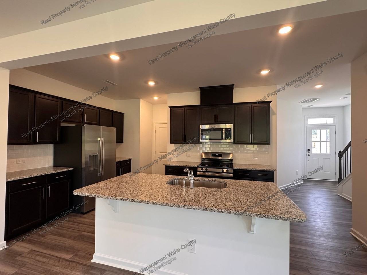 254 Snowfield Dr - Photo 2 of 32