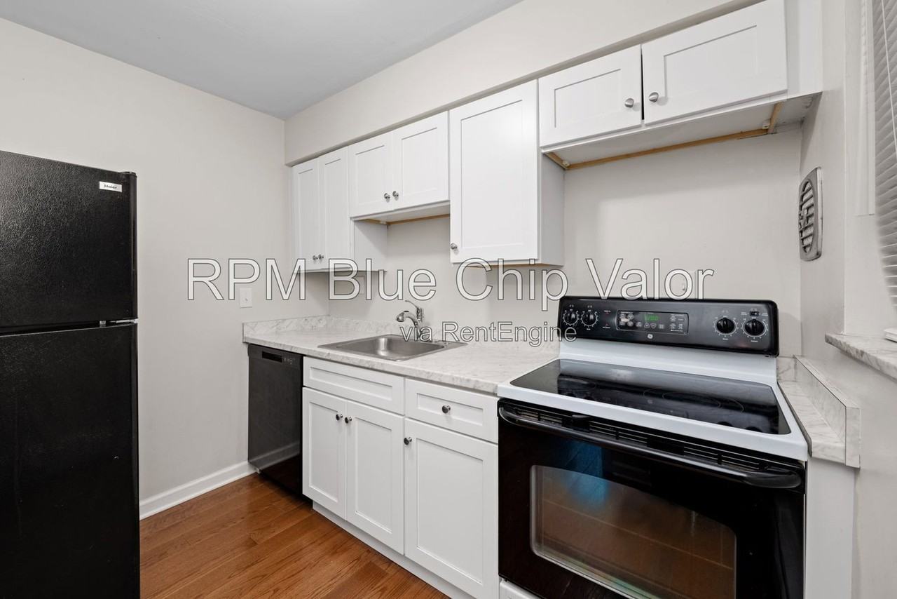 3519 Linwood Ave #2 - Photo 2 of 18