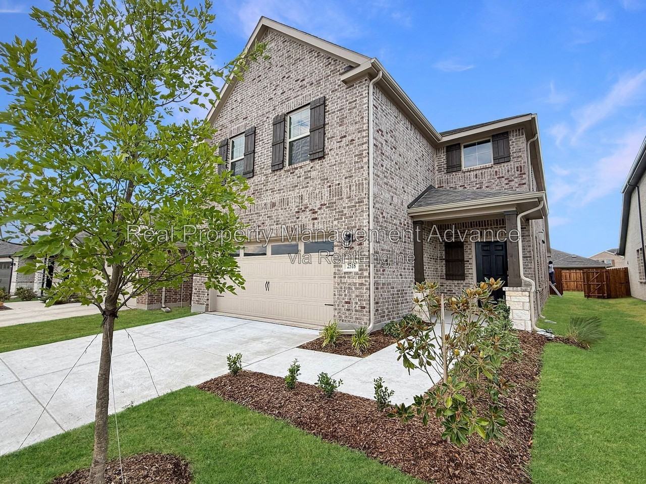 2518 Hawkins Street - Photo 2 of 40