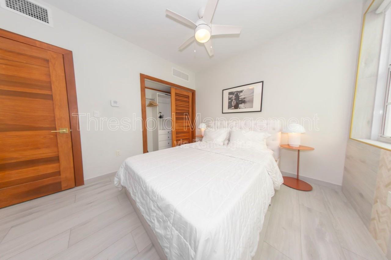 820 Ocean Dr #306 - Photo 4 of 20