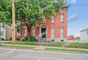 featured image of 716 Lewis St #5