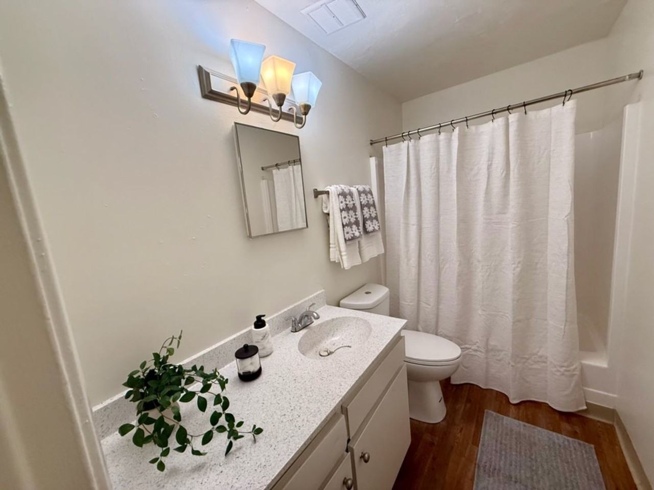 2230 E Fort Lowell Rd #123 - Photo 3 of 18