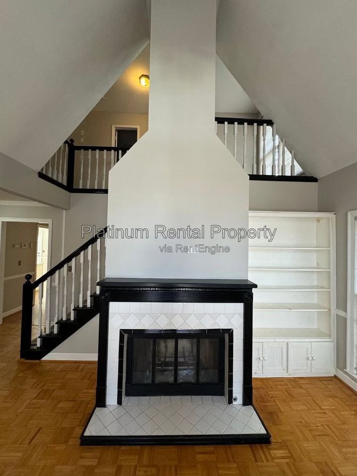 3000 Mulberry St - Photo 6 of 27