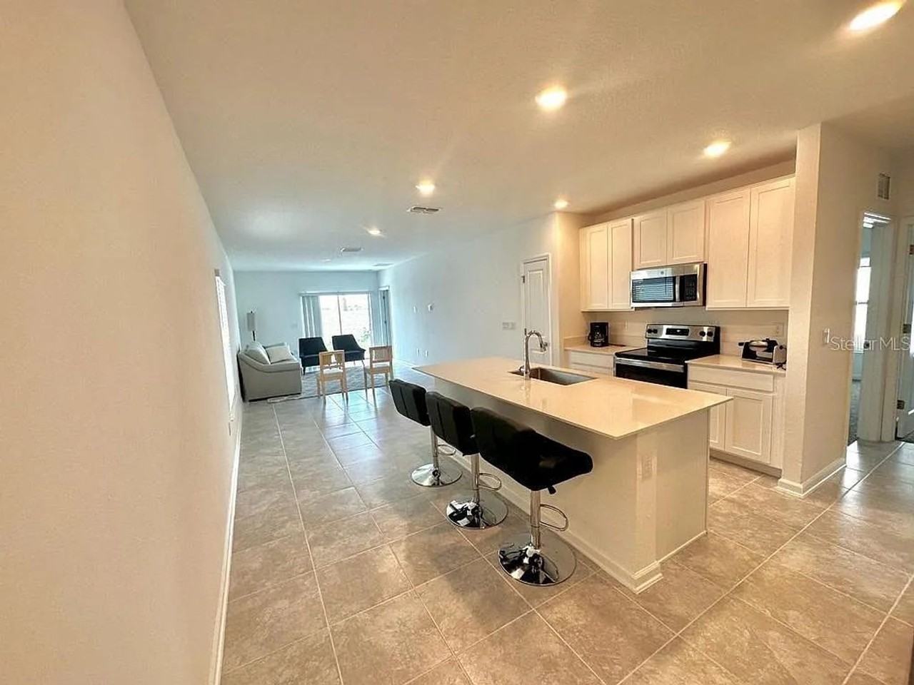 344 Loch Ct - Photo 6 of 21