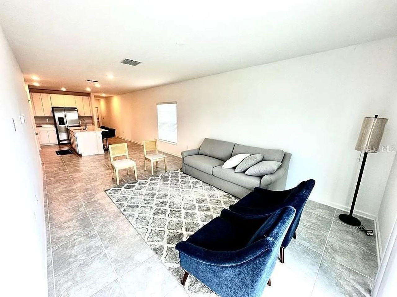 344 Loch Ct - Photo 7 of 21