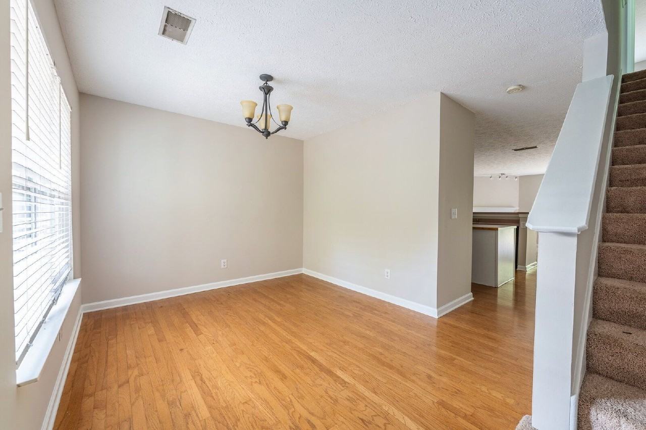 213 Shadow Glen Dr - Photo 6 of 24
