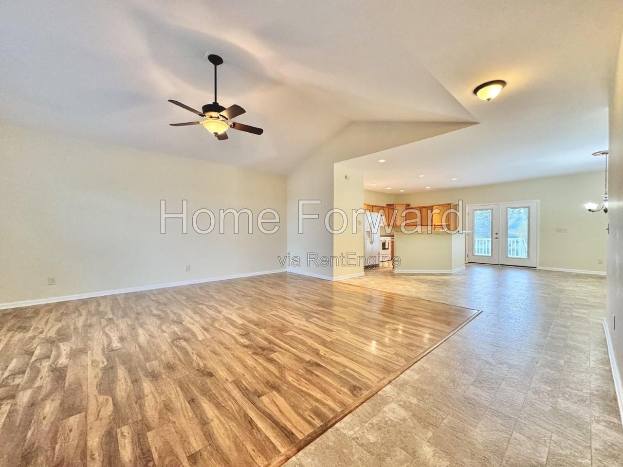 1717 Bettys Ct - Photo 4 of 20