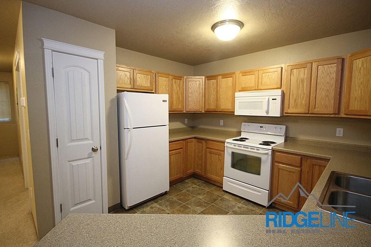 2326 14th Ave S #3 - Photo 5 of 14