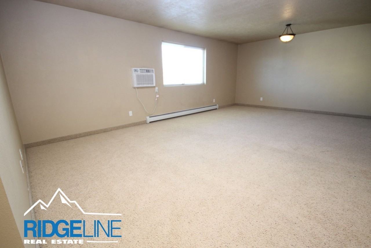 2326 14th Ave S #7 - Photo 3 of 11