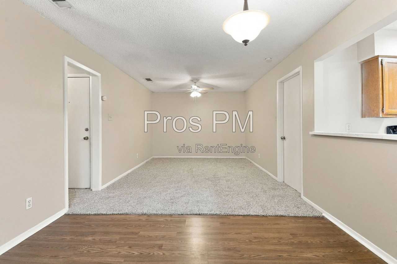 329 Casie Ct - Photo 6 of 17