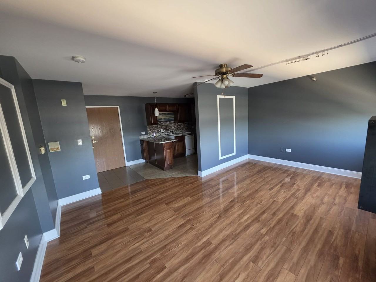 Onan Place - Photo 6 of 10
