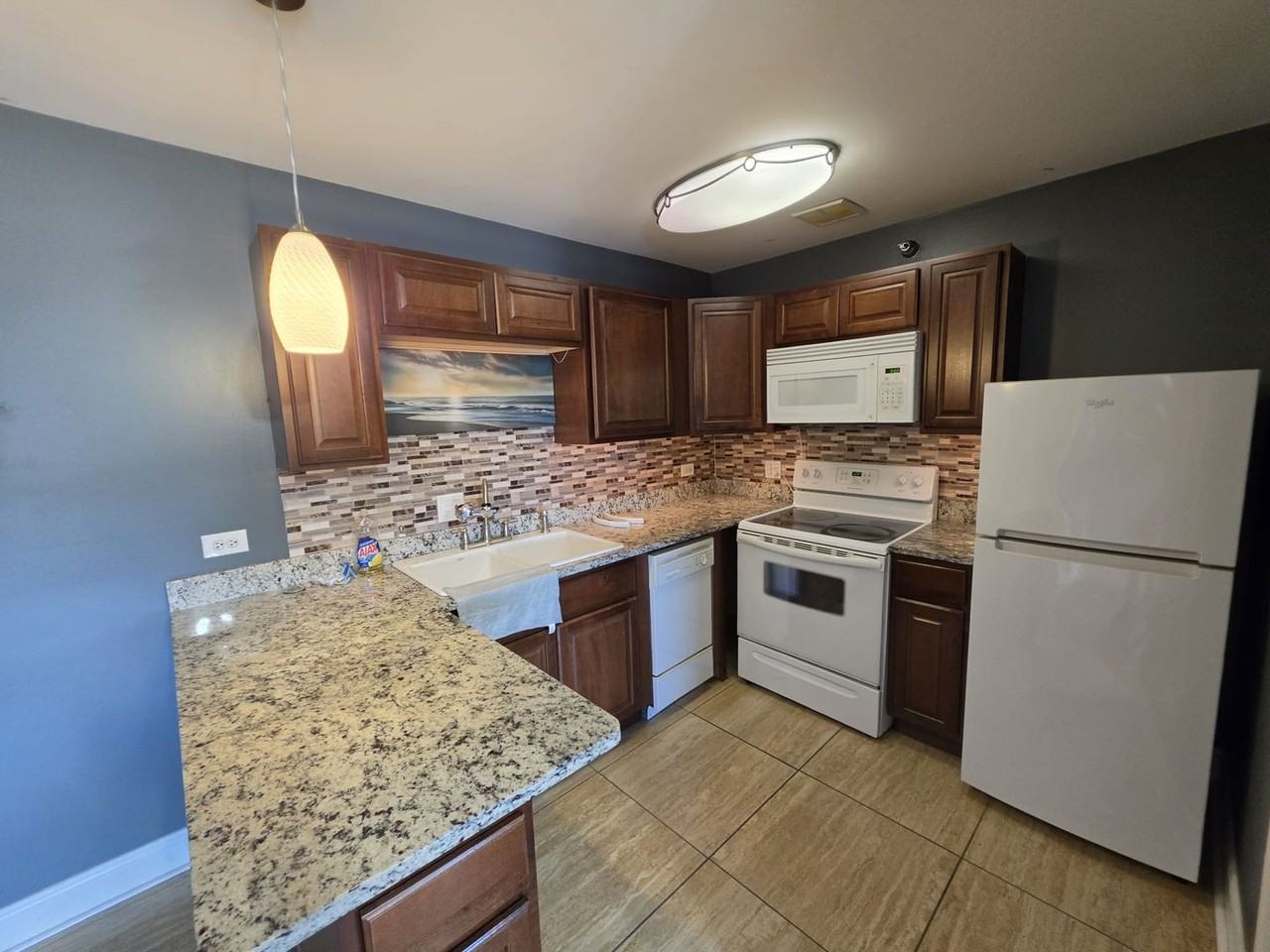 Onan Place - Photo 7 of 10