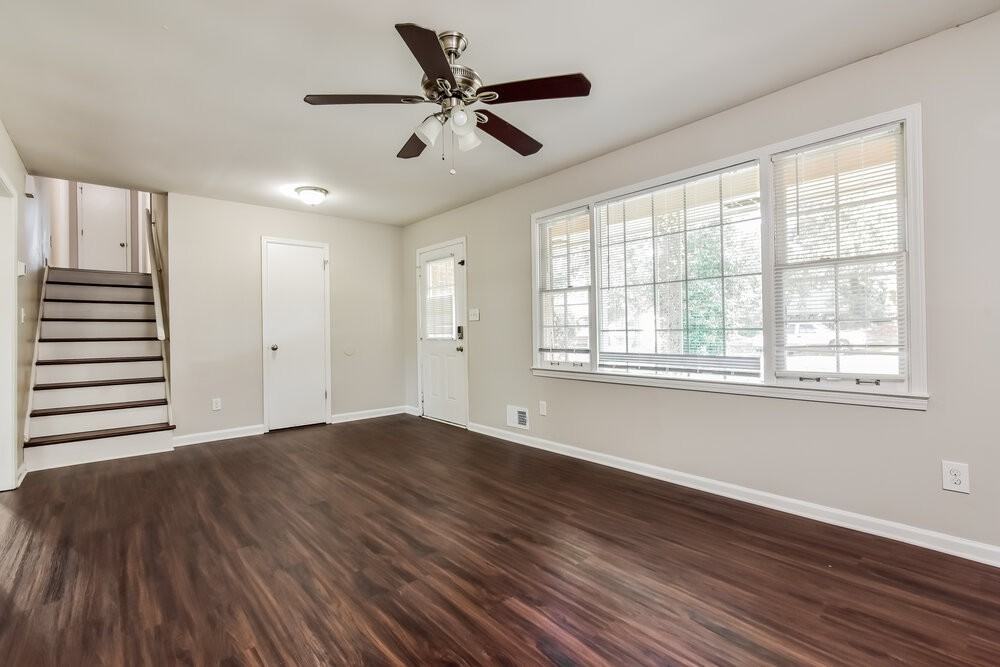 4232 Newcomb Rd - Photo 5 of 17