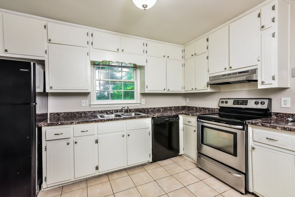 4232 Newcomb Rd - Photo 7 of 17