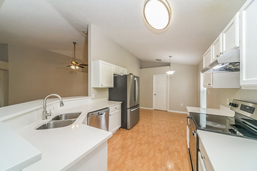 2122 Marisol Loop - Photo 6 of 16