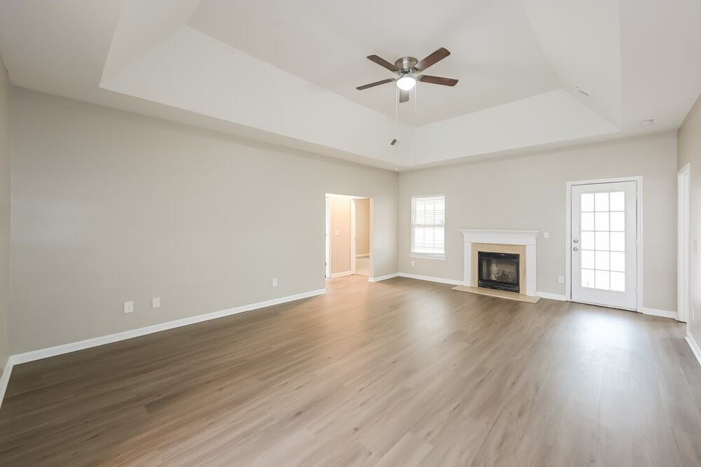 100 Coldwater Dr - Photo 4 of 16