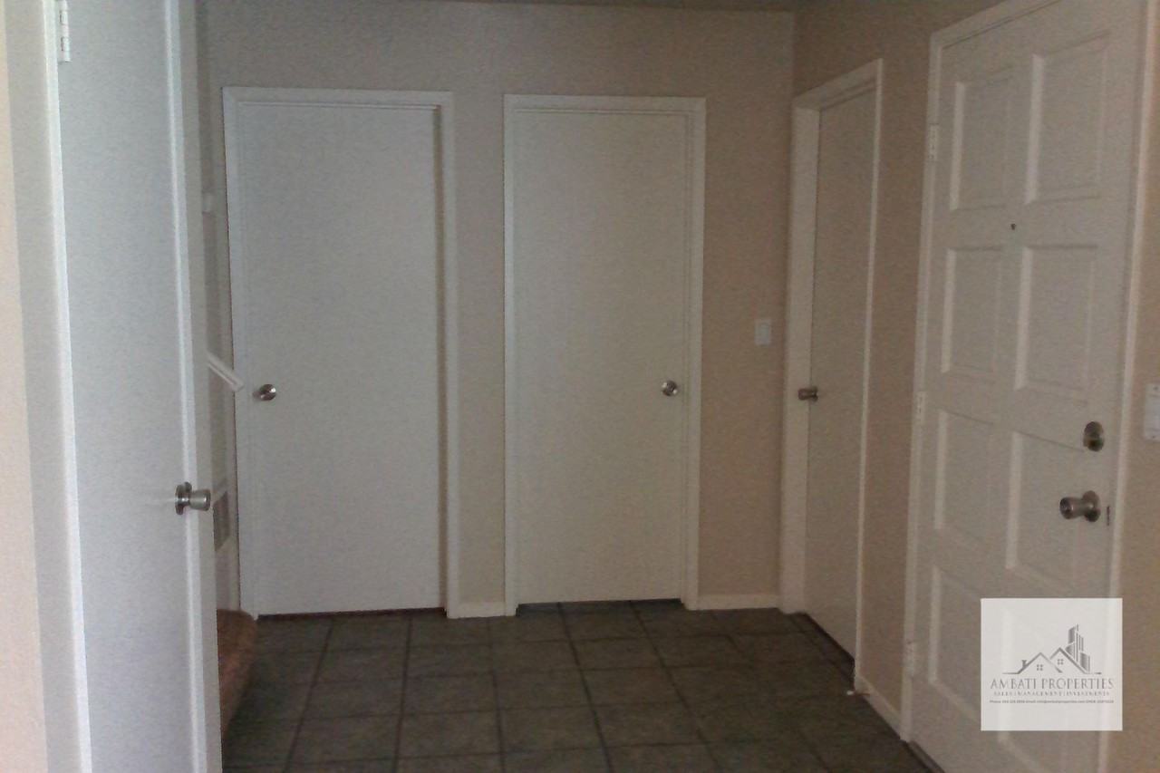 1703 E Eclipse Ave - Photo 6 of 27