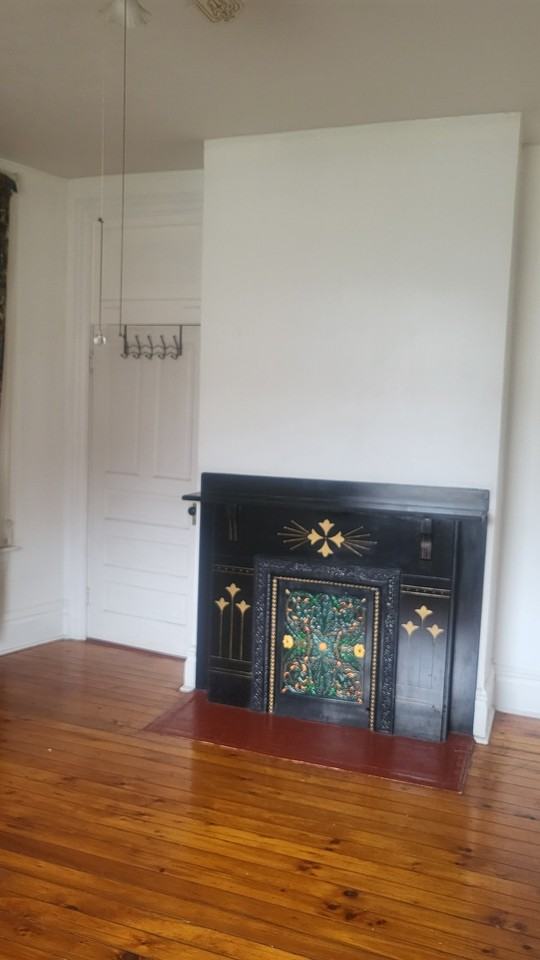 1130 Broadway Ave - Photo 5 of 10