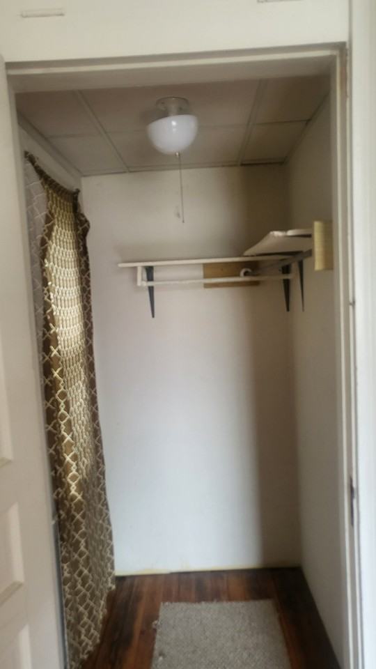 1130 Broadway Ave - Photo 6 of 10