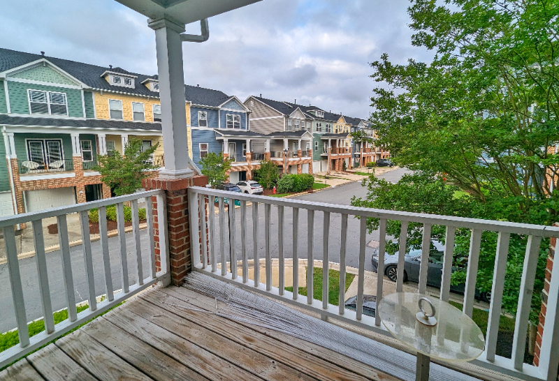 153 Braeside Ct - Photo 3 of 20