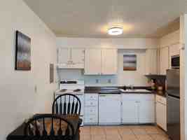featured image of E St Anne Pl