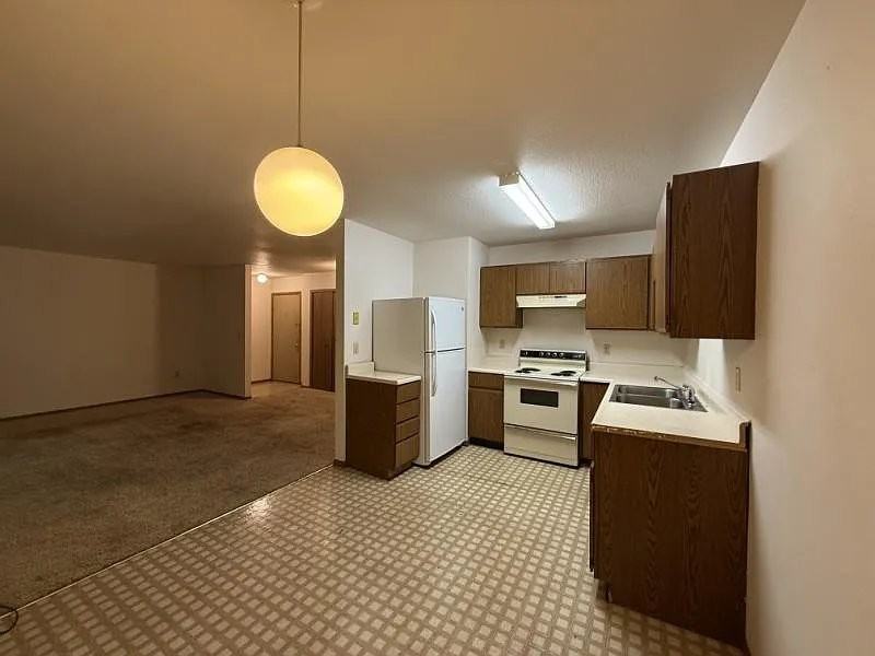 4501 F #17 - Photo 3 of 15