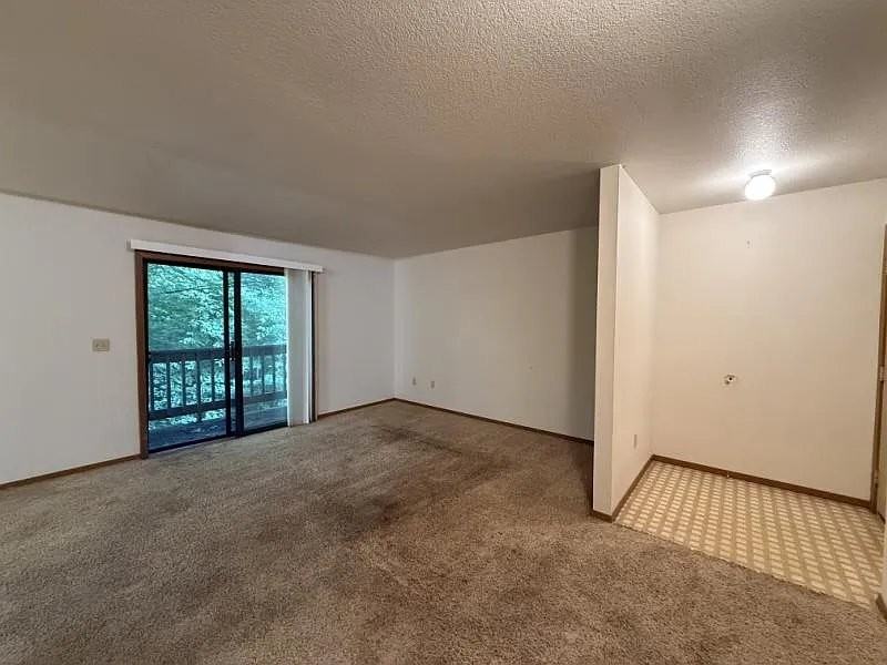 4501 F #17 - Photo 5 of 15