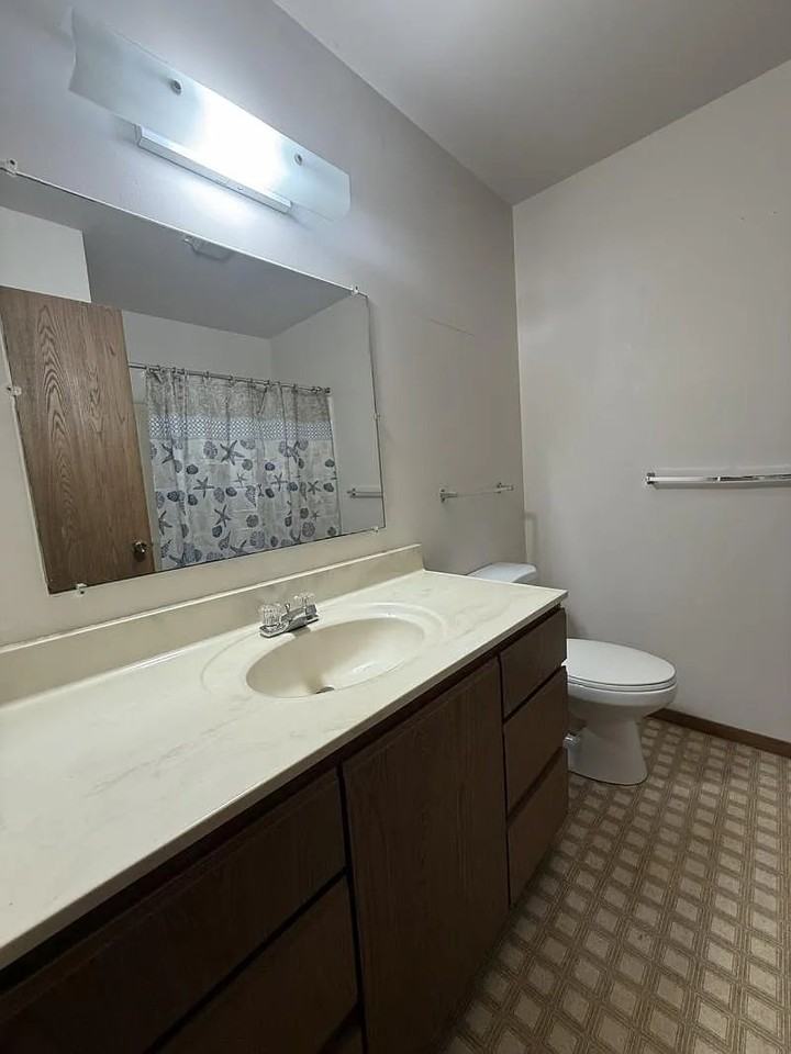 4501 F #17 - Photo 7 of 15