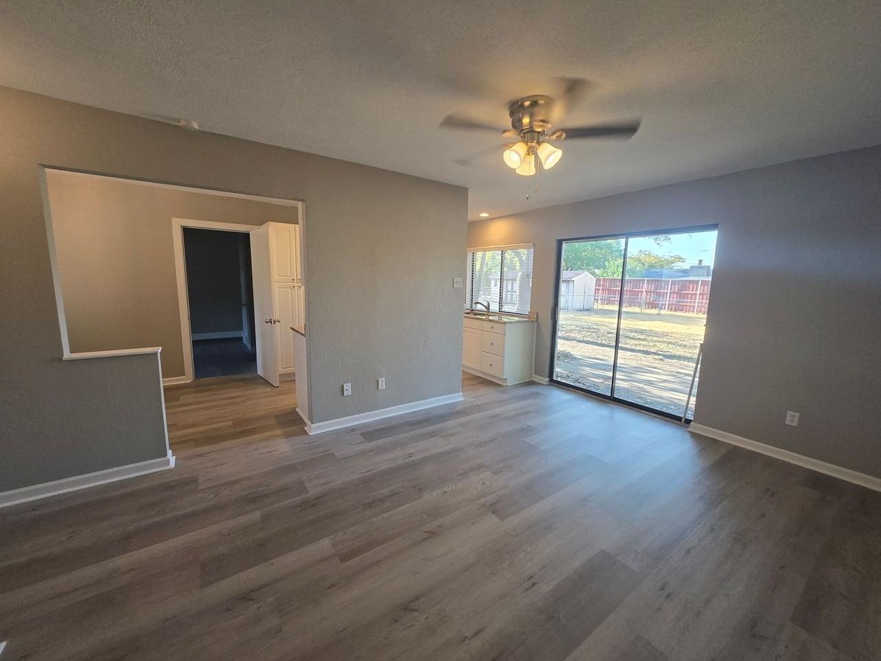 1801 Archery Ln - Photo 7 of 28