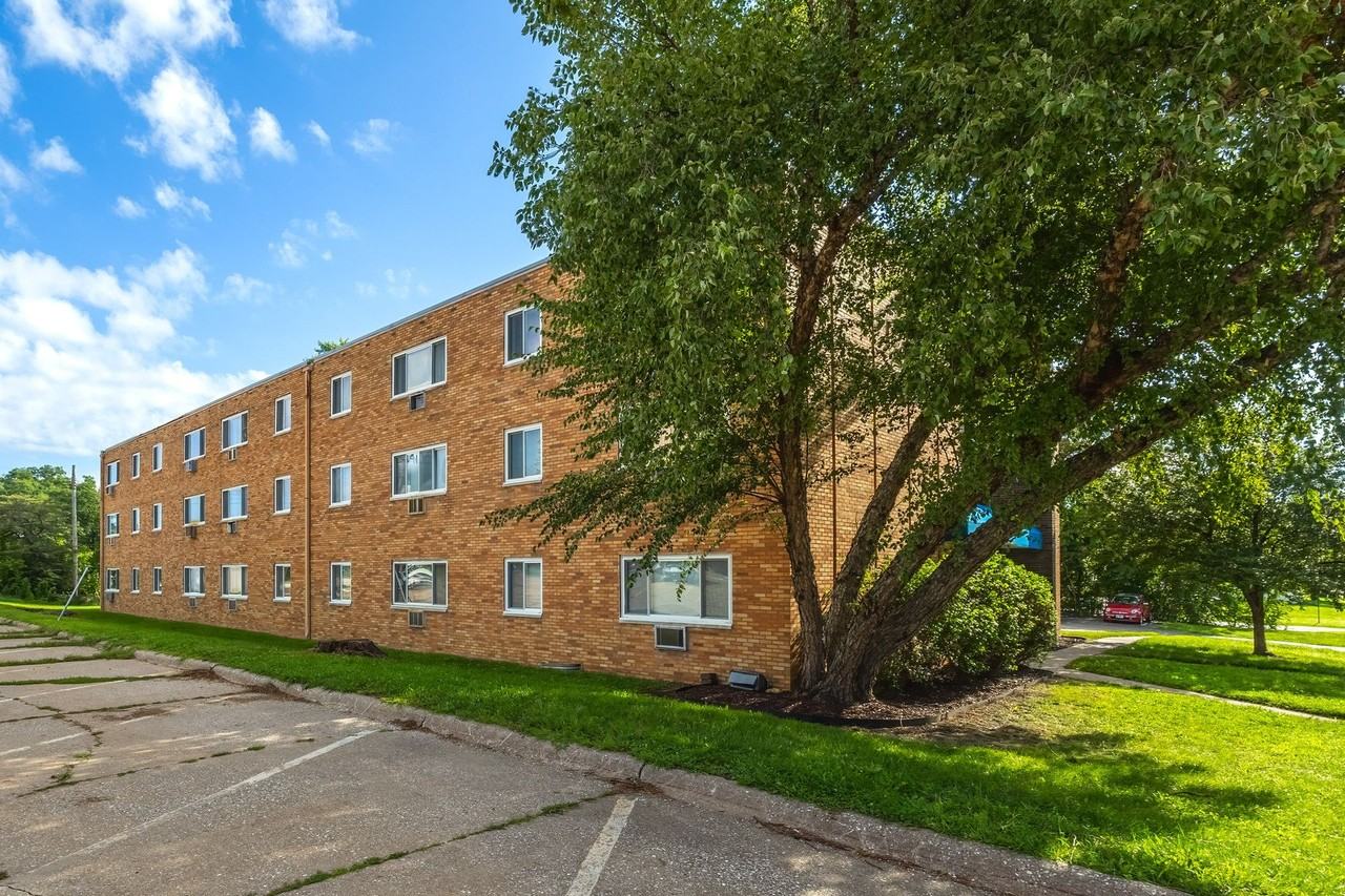 Butterworth Apartments - Photo 5 of 13