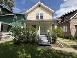 featured image of 923 Lawton St