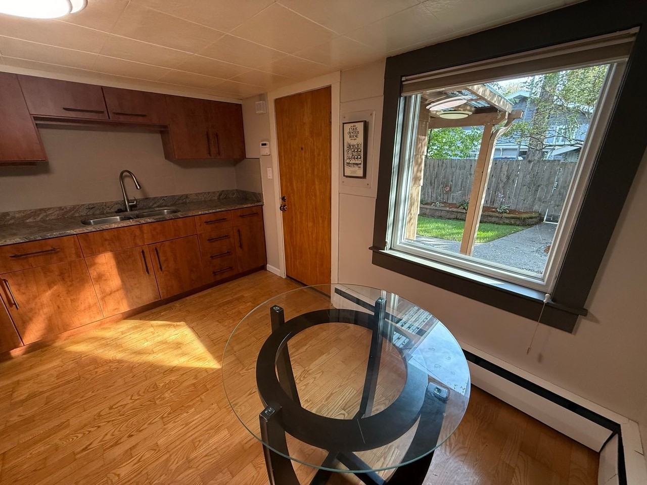 326 W 11th Ave - Photo 4 of 19