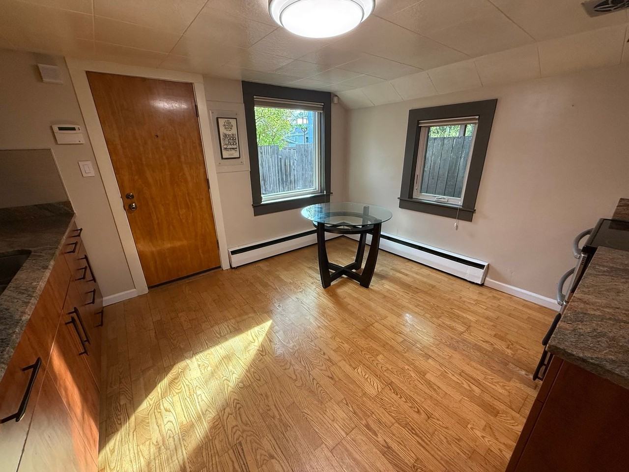 326 W 11th Ave - Photo 5 of 19