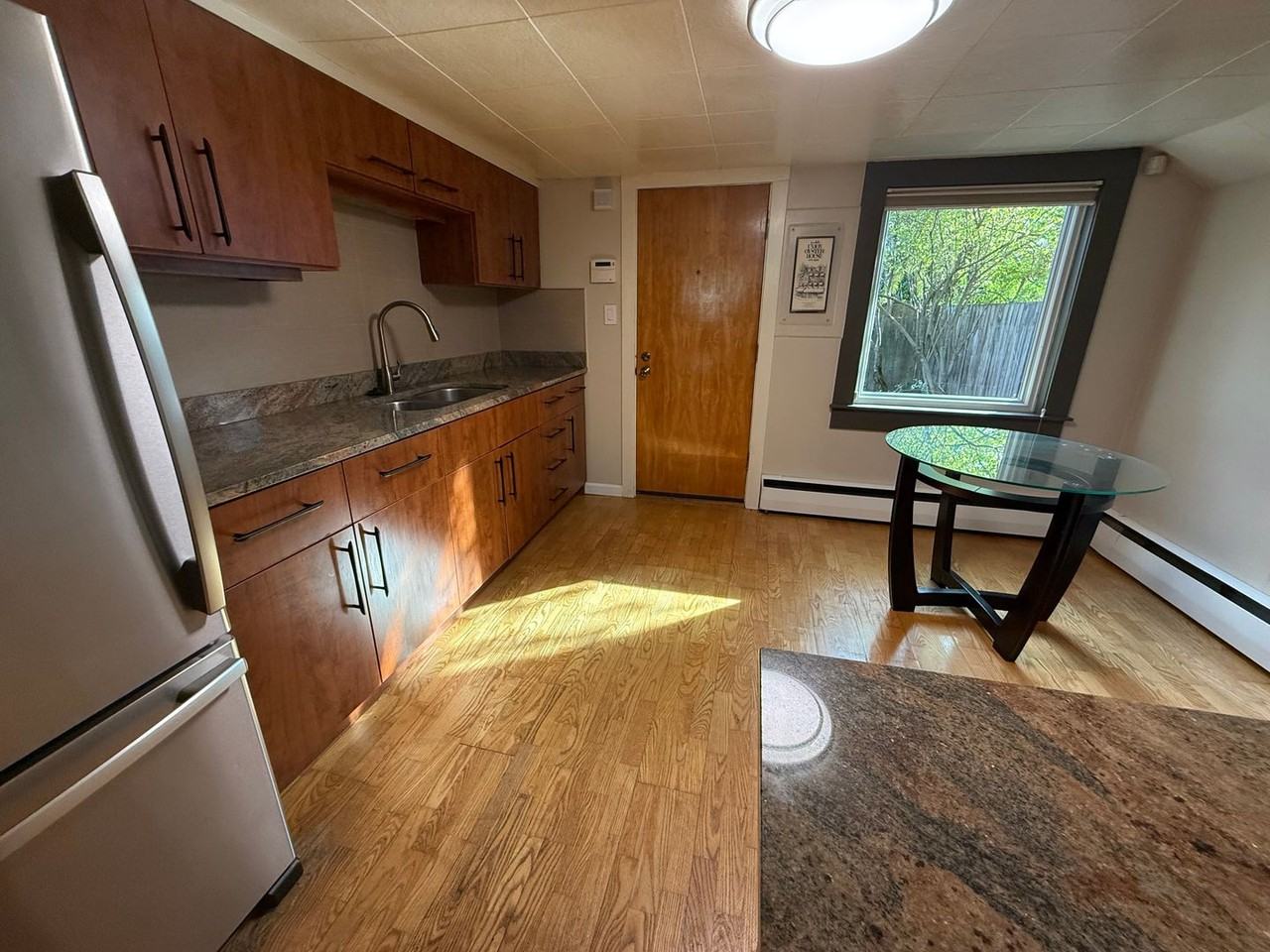 326 W 11th Ave - Photo 6 of 19