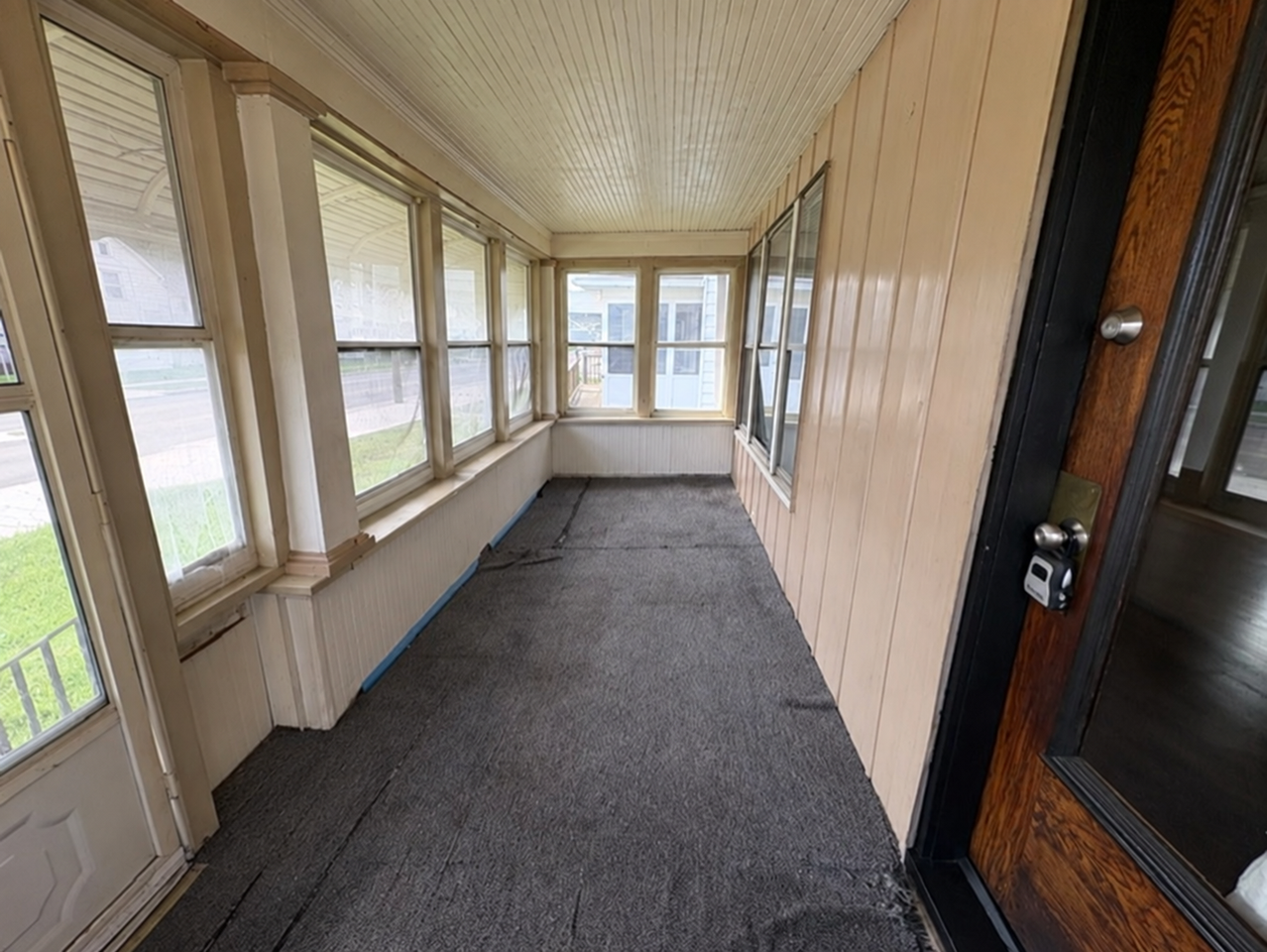 1059 Wooster Rd W - Photo 3 of 14