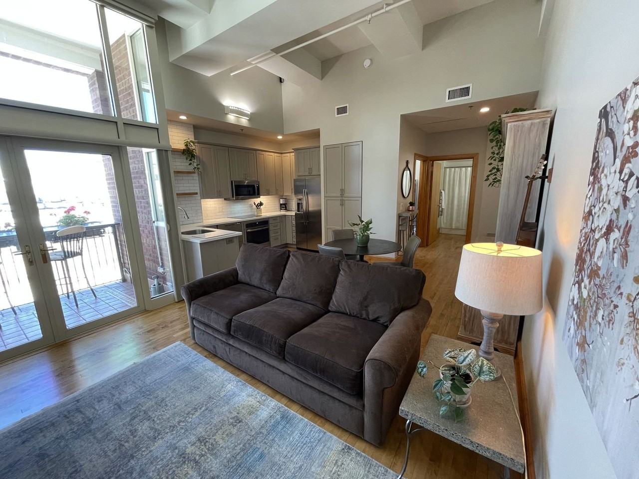 59C College St - Photo 5 of 35